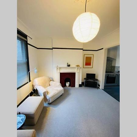 Beautiful First Floor Apartment In St Leonards Εξωτερικό φωτογραφία