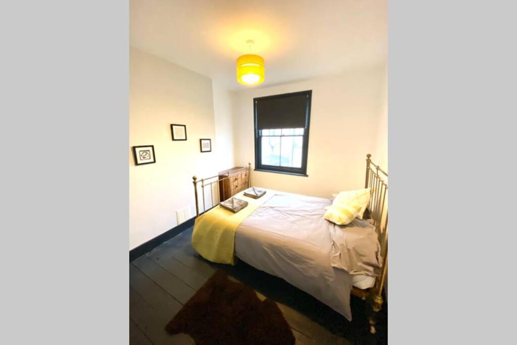 Beautiful First Floor Apartment In St Leonards Εξωτερικό φωτογραφία
