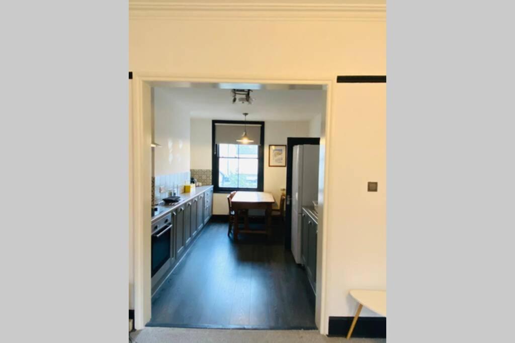 Beautiful First Floor Apartment In St Leonards Εξωτερικό φωτογραφία